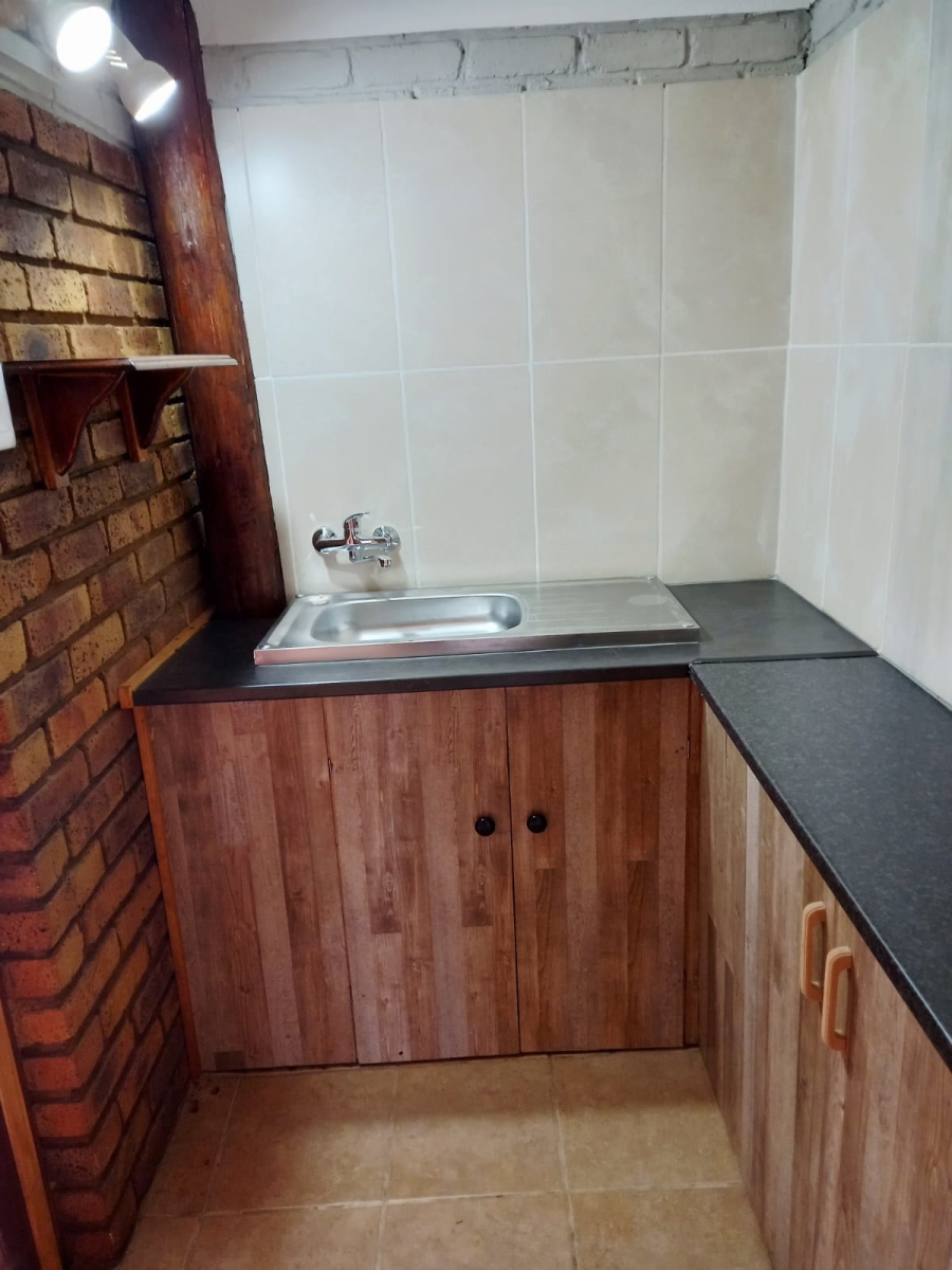 To Let 1 Bedroom Property for Rent in Boschenvaal River Front Lodges Free State